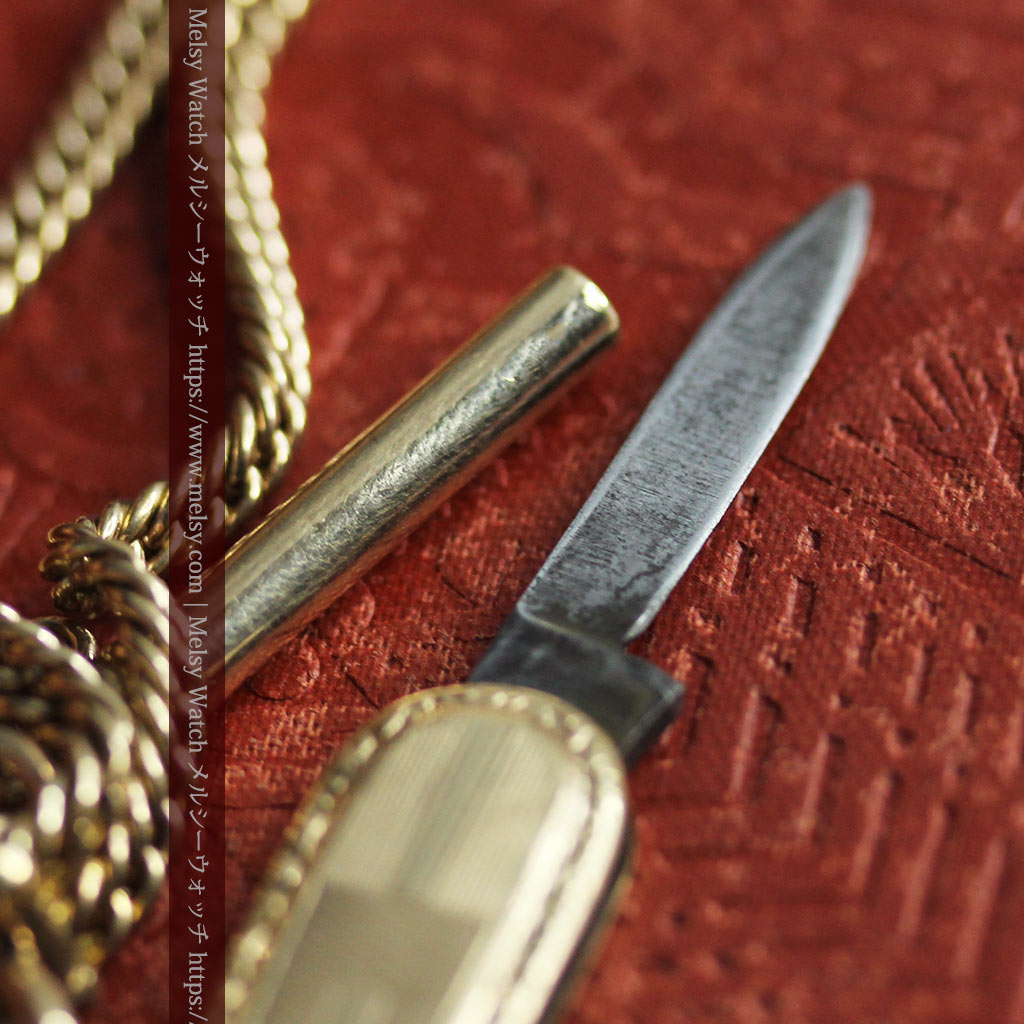 ２つ刃のナイフが付いたアンティーク懐中時計チェーン
