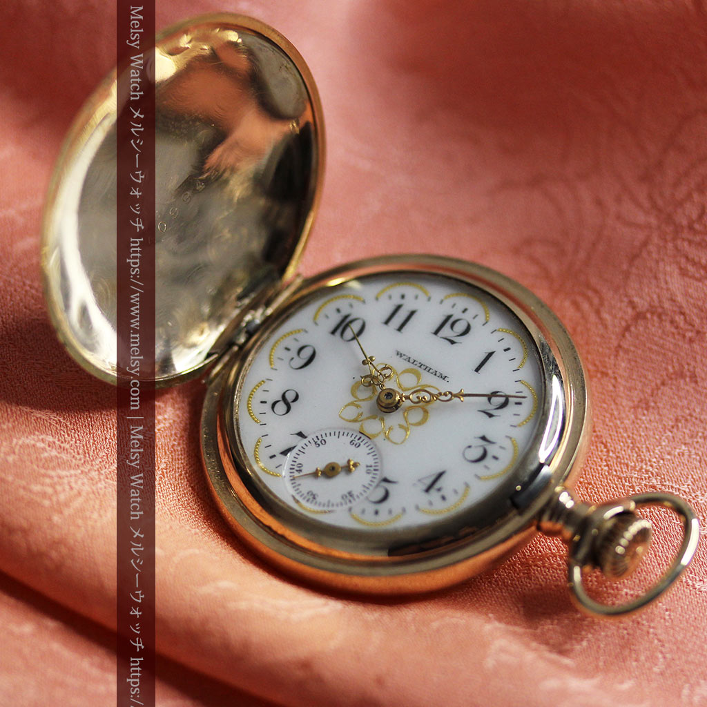 美しい女性の横顔とブローチ ウォルサムのアンティーク懐中時計