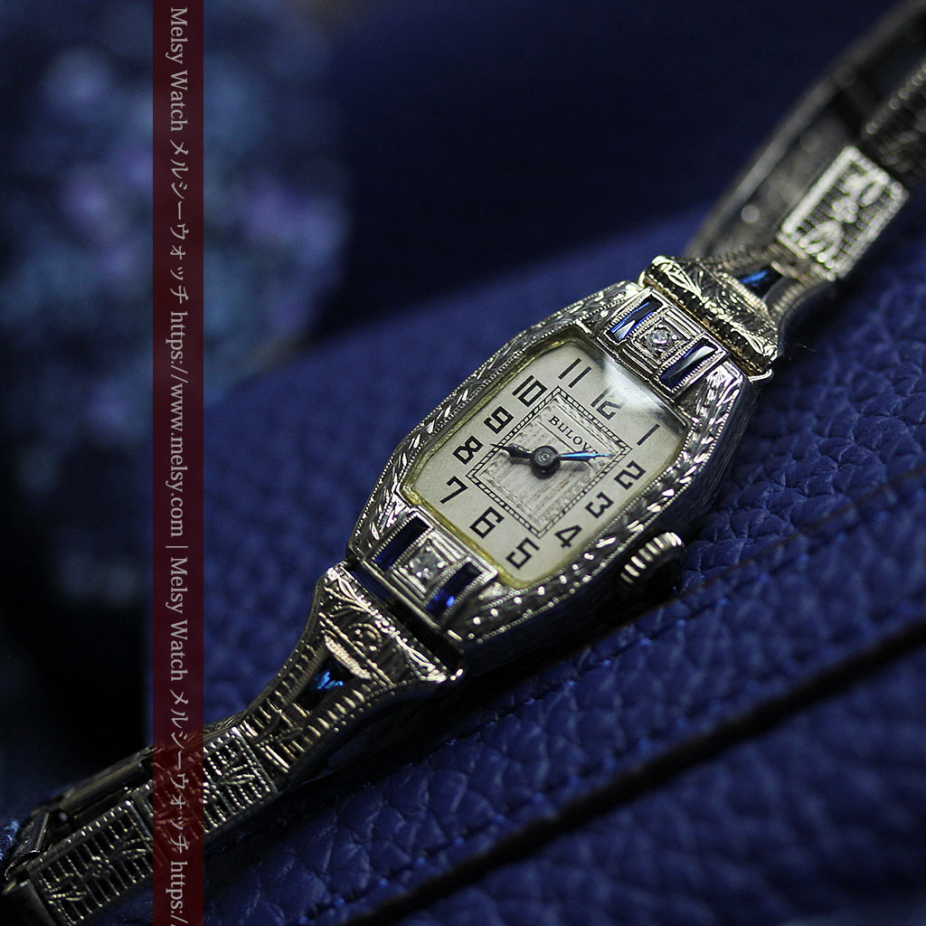 ブローバ 金無垢女性用アンティーク腕時計 美しい2色6石の宝石 【1926年製】