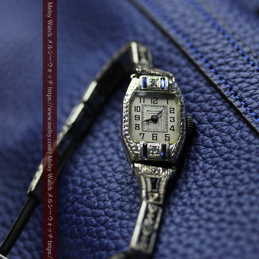 ブローバ 金無垢女性用アンティーク腕時計 美しい2色6石の宝石