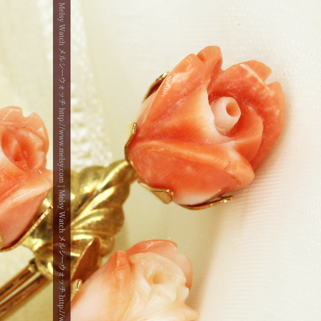 薔薇の花束・エンジェルスキンコーラル（珊瑚）の18金無垢ブローチ