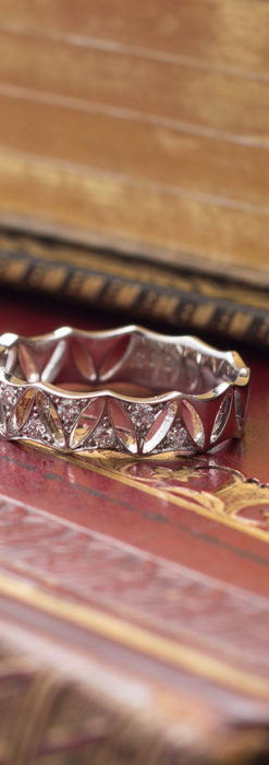 ダイヤモンドとプラチナリング よみがえる伝承の職人技と造形美
