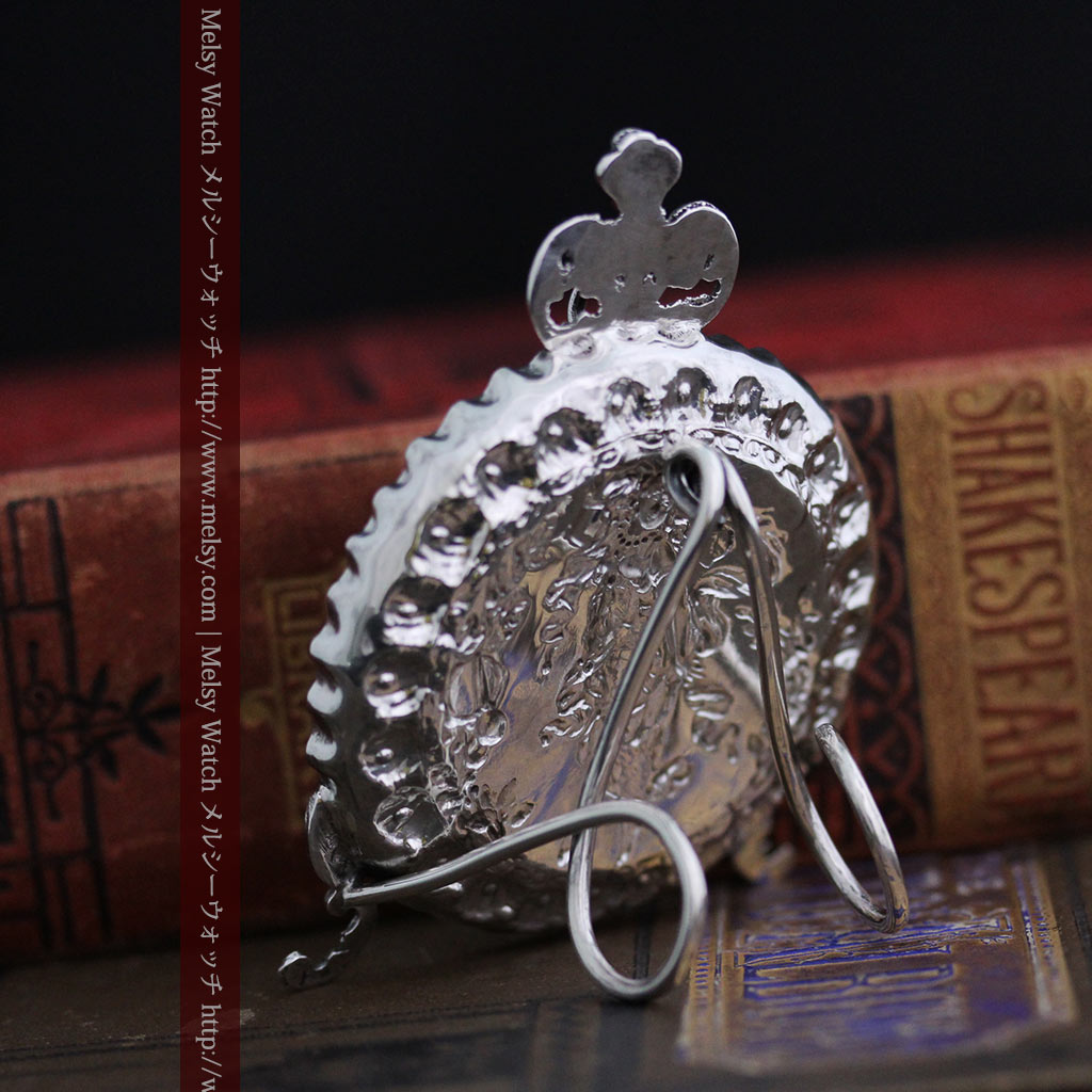 艶やかな女神のアンティーク銀無垢懐中時計スタンド【1899年製】