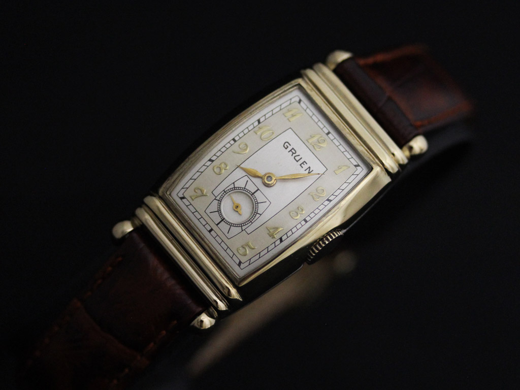 グリュエン 品のあるアンティーク腕時計 三段ラグ 【1940年頃】